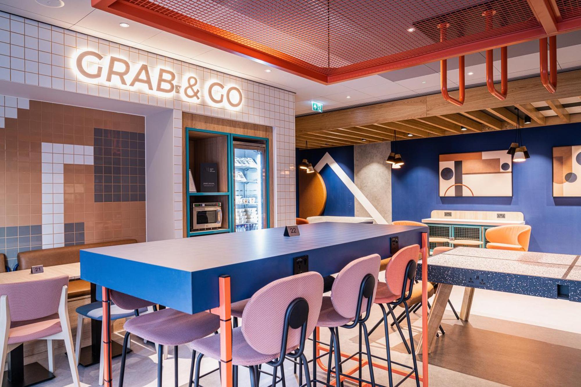 Ibis Budget Manchester Airport T2 Хейл Экстерьер фото