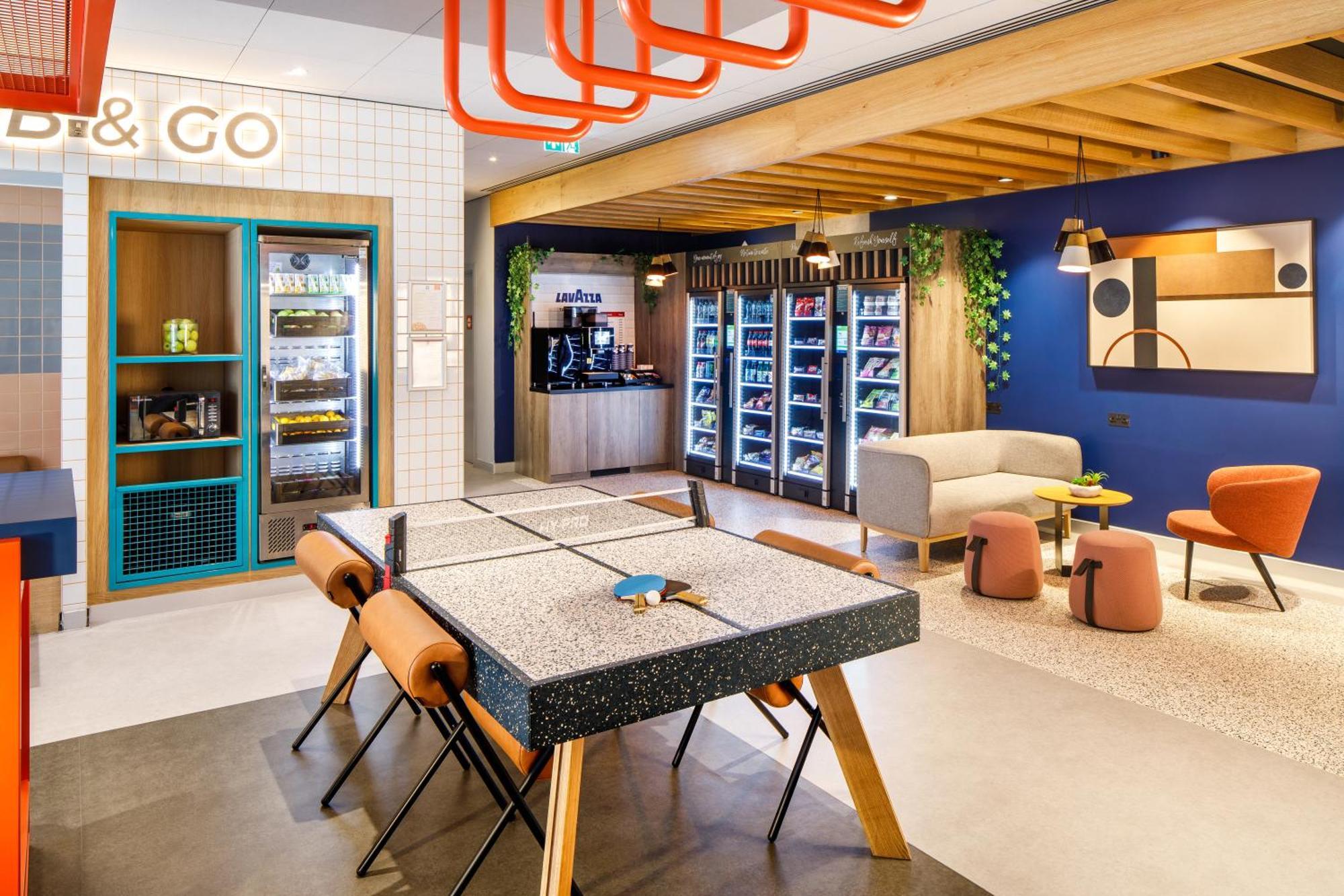 Ibis Budget Manchester Airport T2 Хейл Экстерьер фото